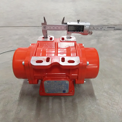 Construction Mining Foodstuff Application Electric Vibrating Motors with Multiple Voltages
